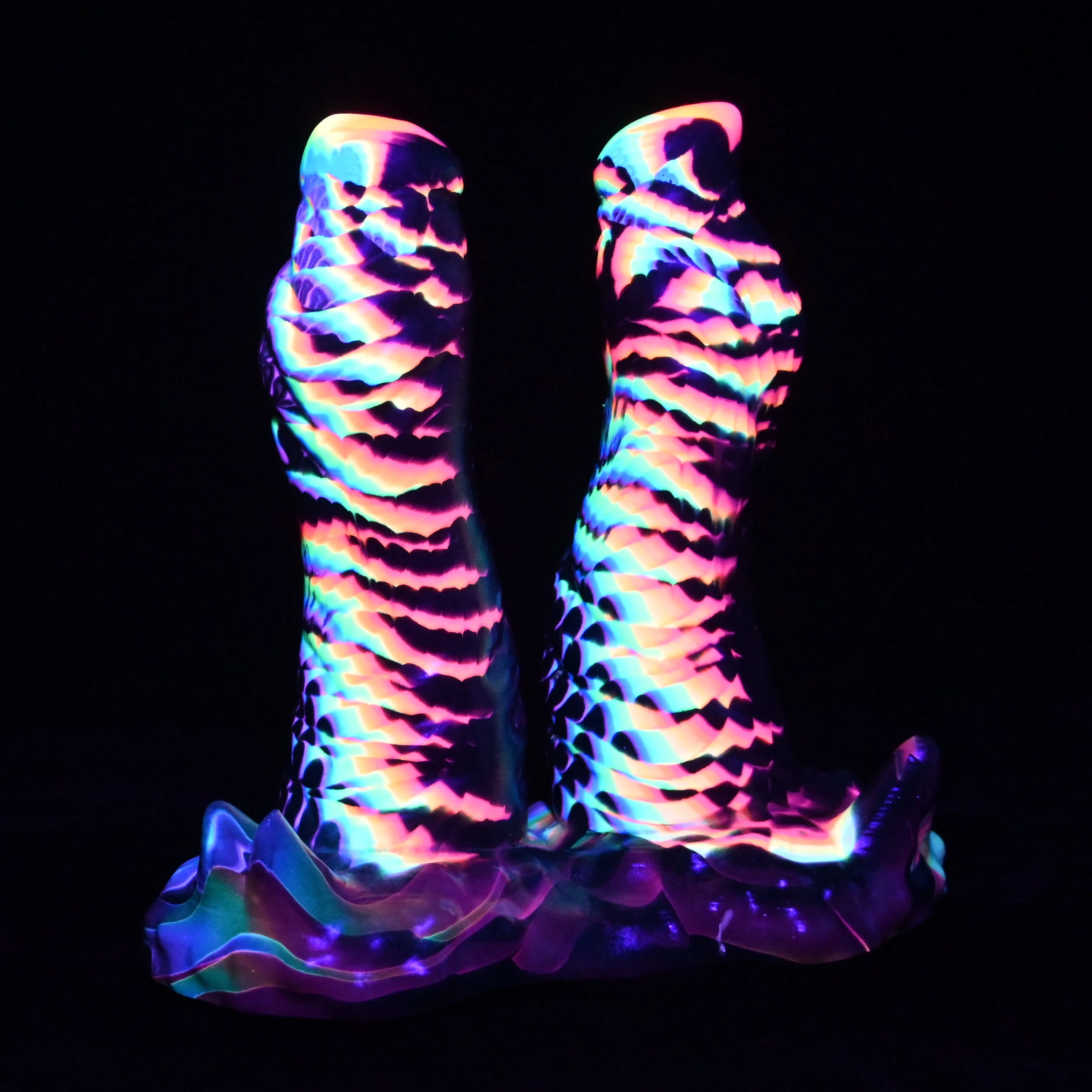 A2MAV29 Auren Small Medium UV GITD - Image 4