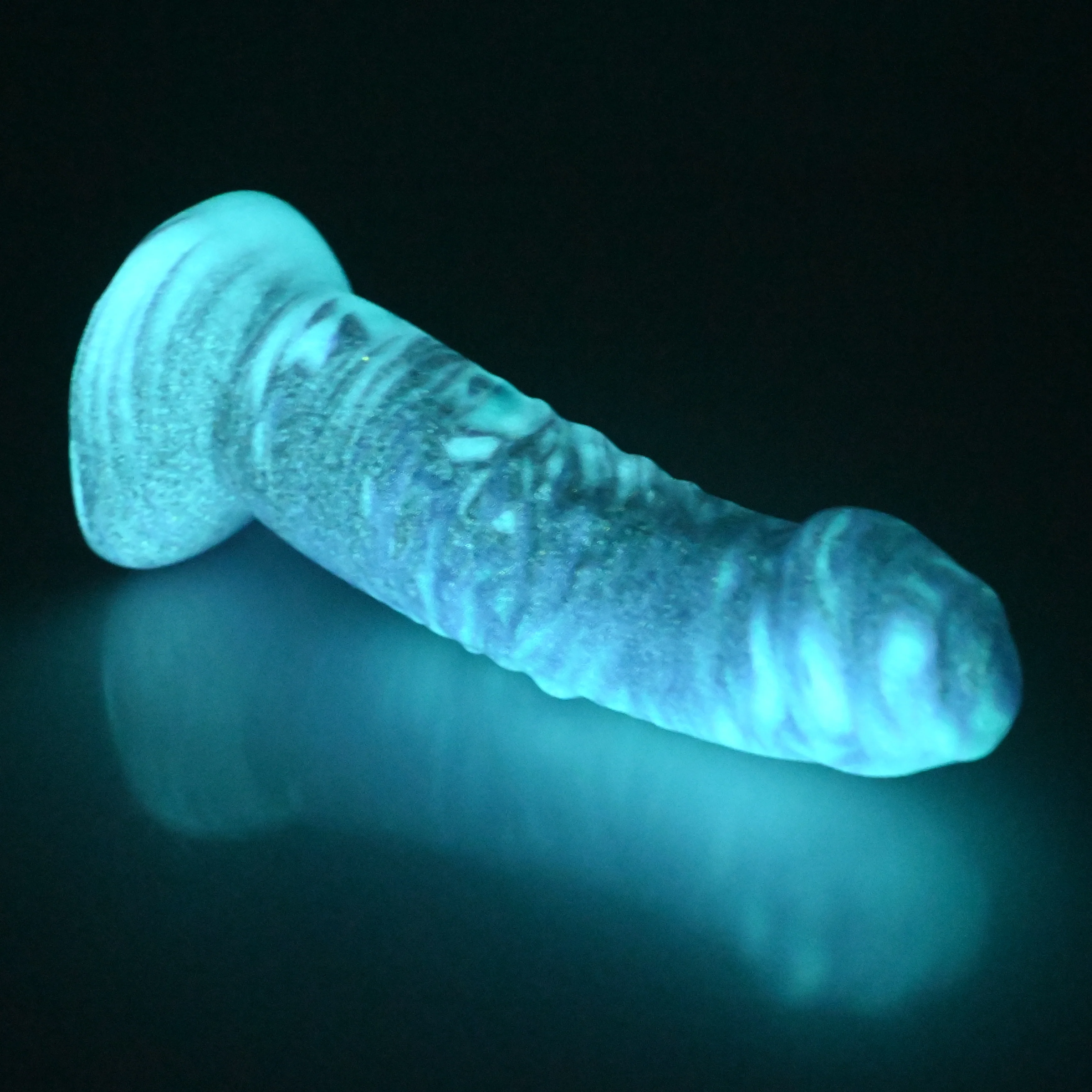 T2SDG72 Titan Small 0030 UV GITD - Image 4